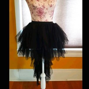 Black tool hi-low skirt O/S